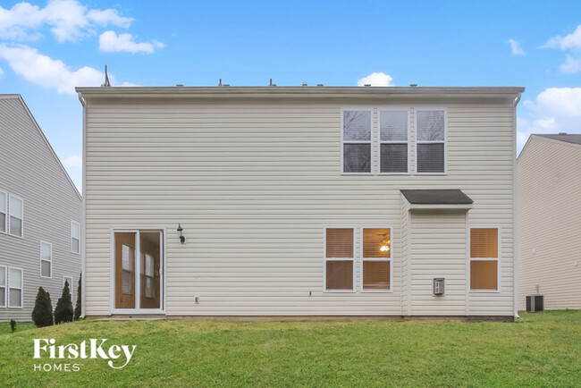 Building Photo - 13934 Lawrence Farm Ln