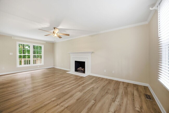 Building Photo - Spacious 3BR Home with Deck in Prime Wake Forest Location
