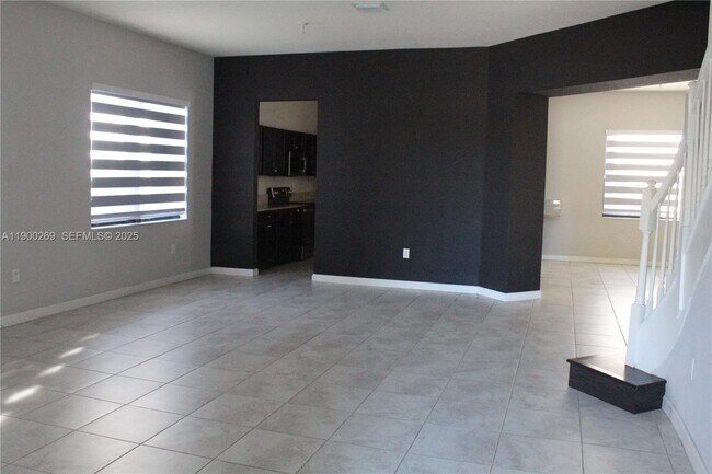 Building Photo - 25096 SW 118th Ave