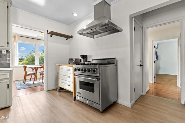 Building Photo - 3121 Lake Hollywood Dr