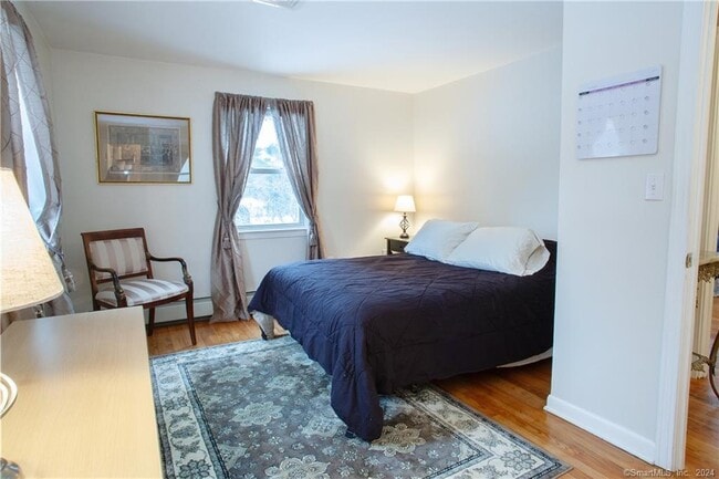 Building Photo - 44 Alder Rd