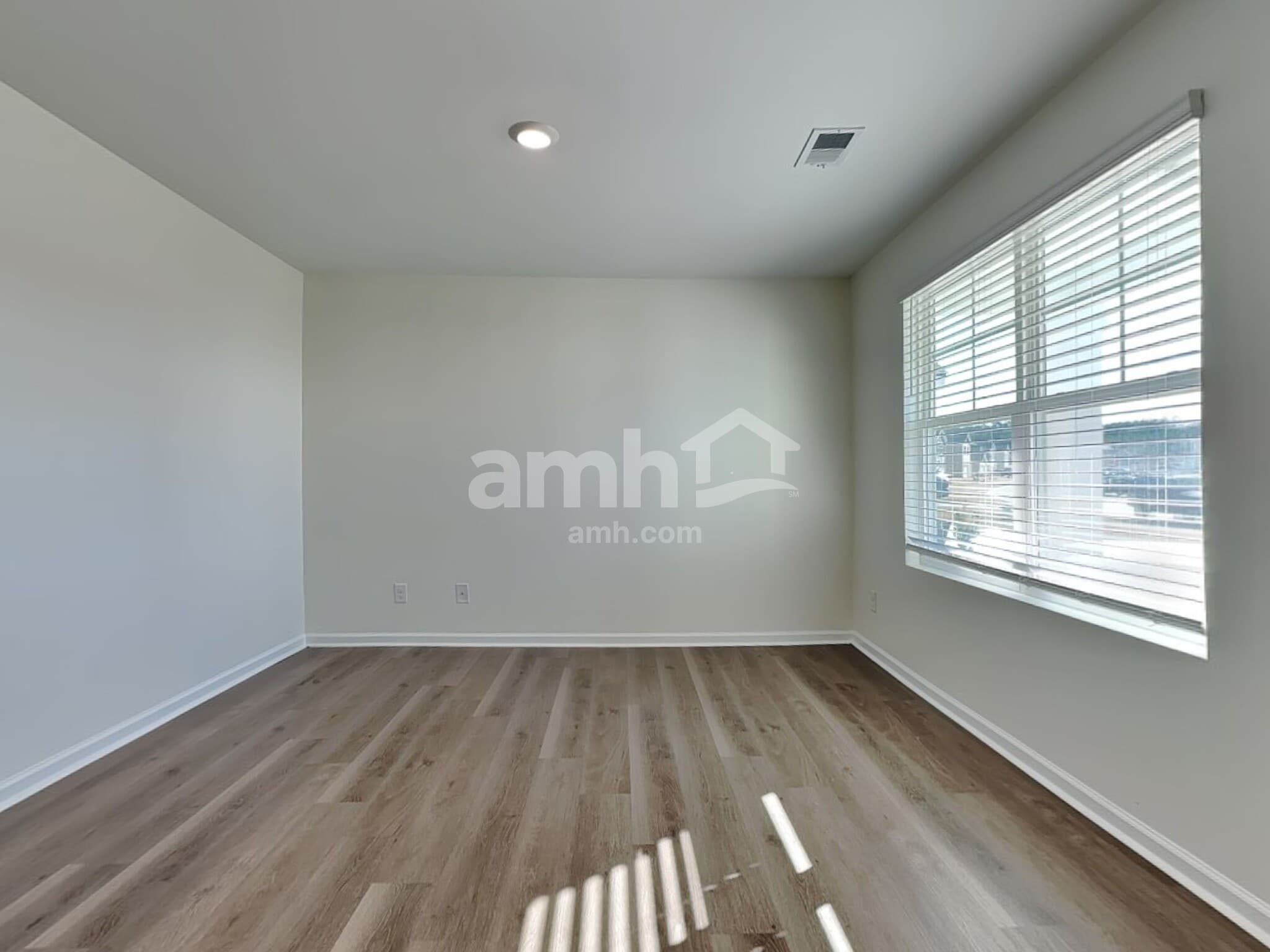 Building Photo - 152 Tobago Cir