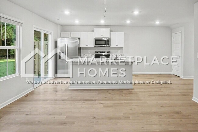 Building Photo - 4159 Hudson Ct SW