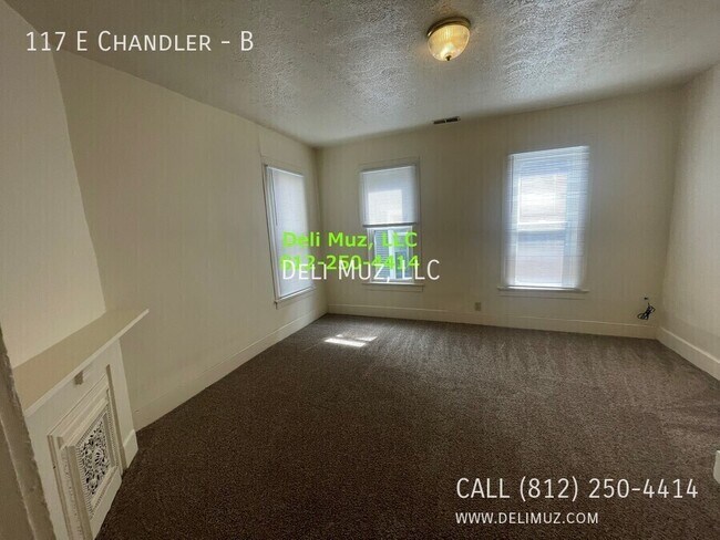 Building Photo - 117 E Chandler Ave