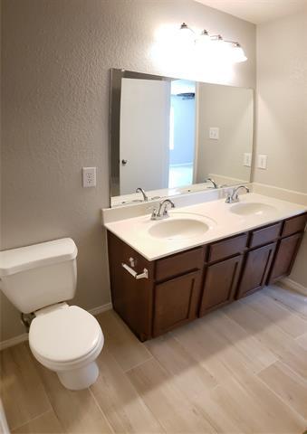 Building Photo - 729 Santa Rosa Dr