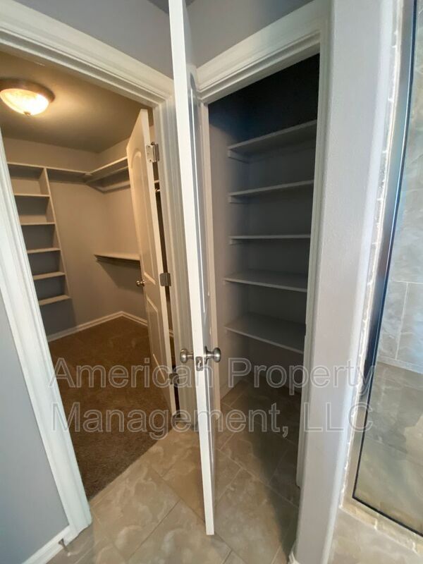 Building Photo - 5312 Charleston Dr