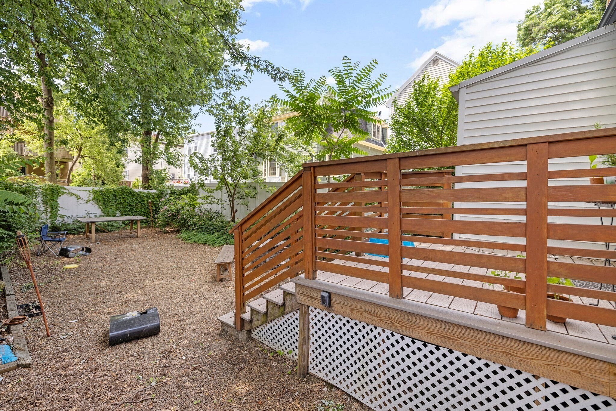 Building Photo - 338 Hurley St