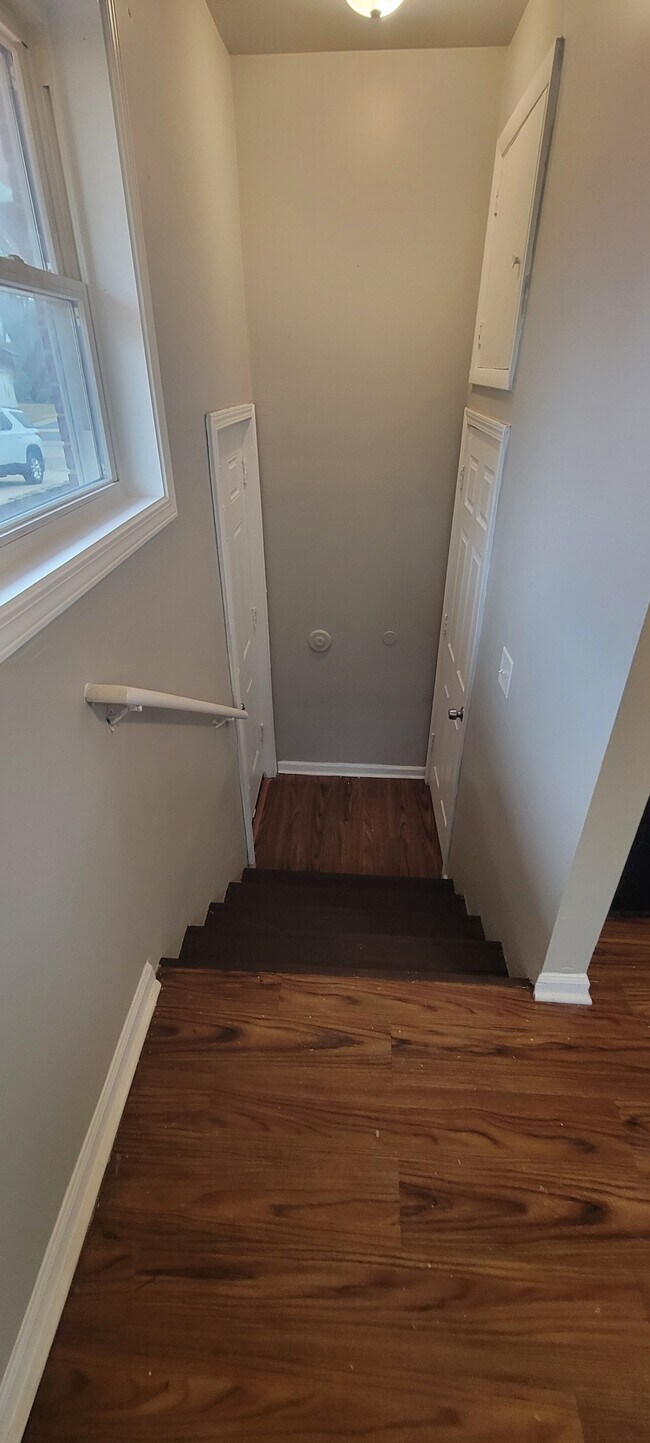 Building Photo - 22404 Lawndale Ave