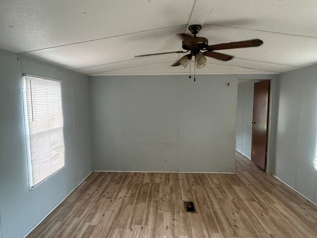 Building Photo - 315 Judith Ln
