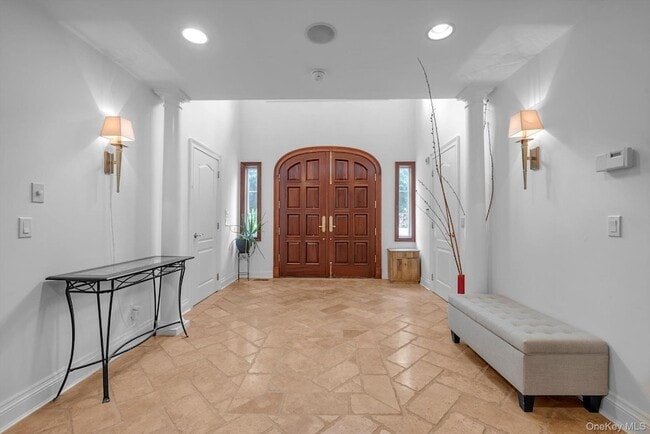 Building Photo - 87 Arleigh Rd