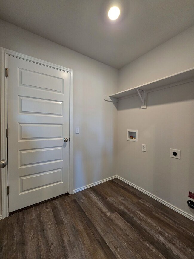 Building Photo - New Construction Home in Grove School District- 3 Bedroom 2 Bath