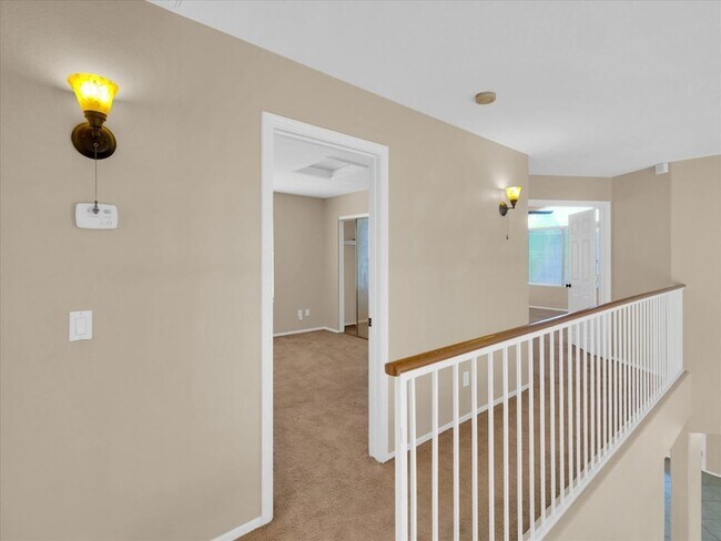 Building Photo - 13620 N 82nd Ln