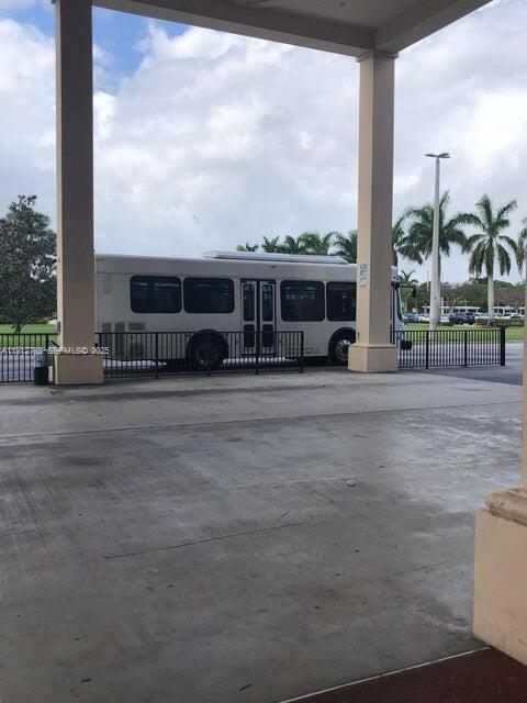 Building Photo - 155 Suffolk F