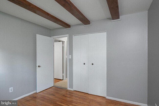 Building Photo - 3947 Setonhurst Rd