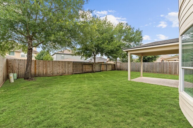 Building Photo - 406 Oak Stream Dr