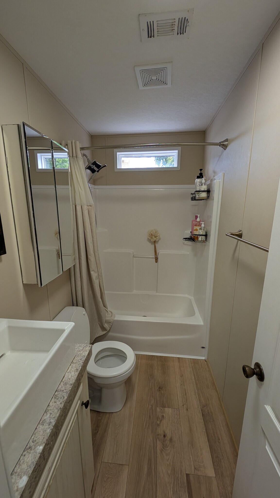 second bath - 3023 SW 50th St