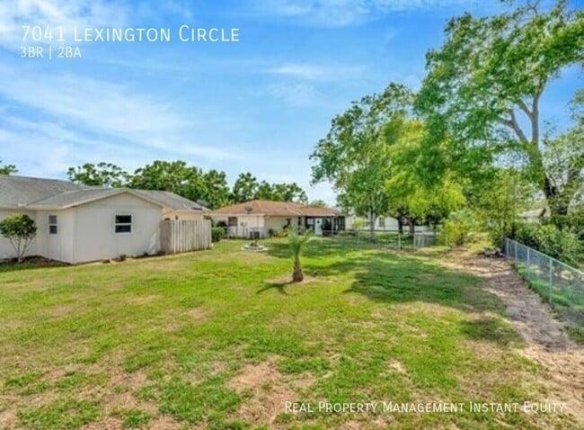 Building Photo - 7041 Lexington Cir