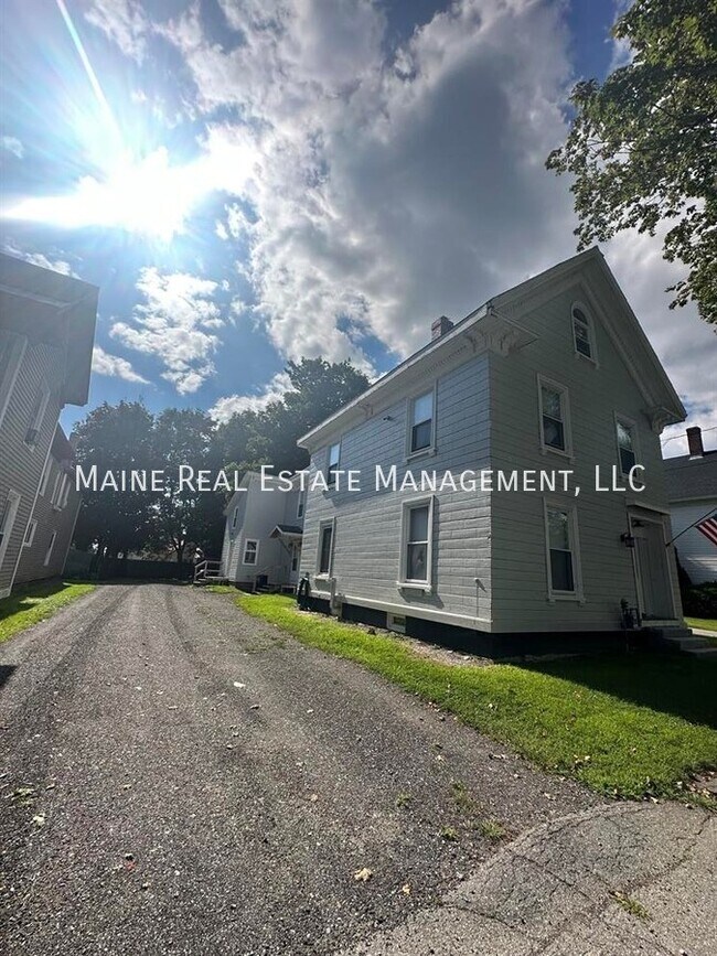 45 Holyoke St 45 Holyoke St Brewer ME 04412 Apartment Finder