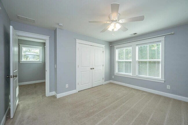 Building Photo - 3711 Tip Ln