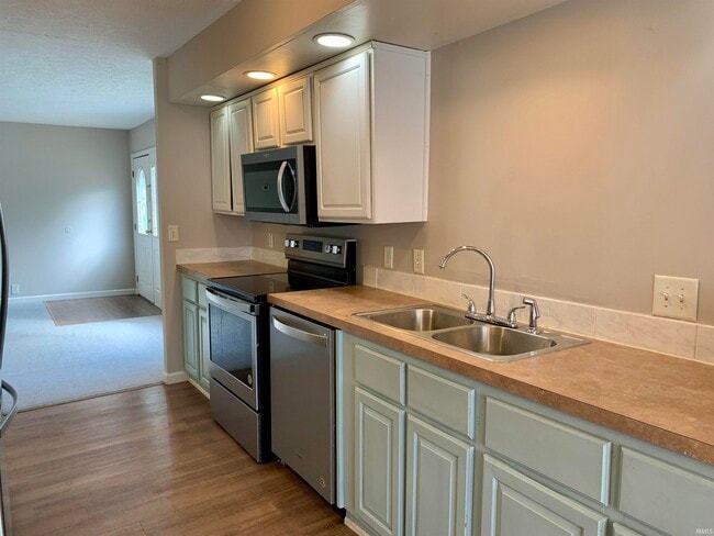 Building Photo - 4212 W Curry Ct