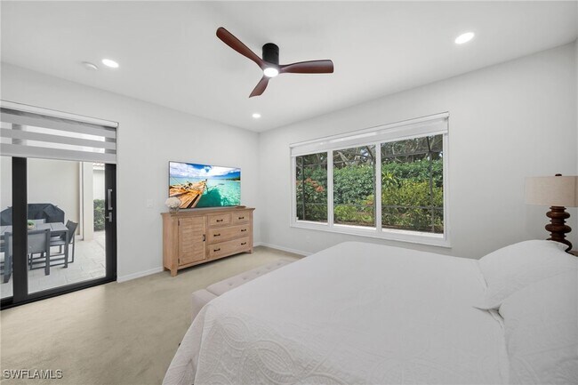 Building Photo - 8864 Ventura Way