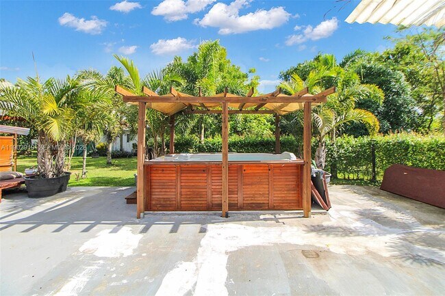 Building Photo - 37225 SW 214th Ave