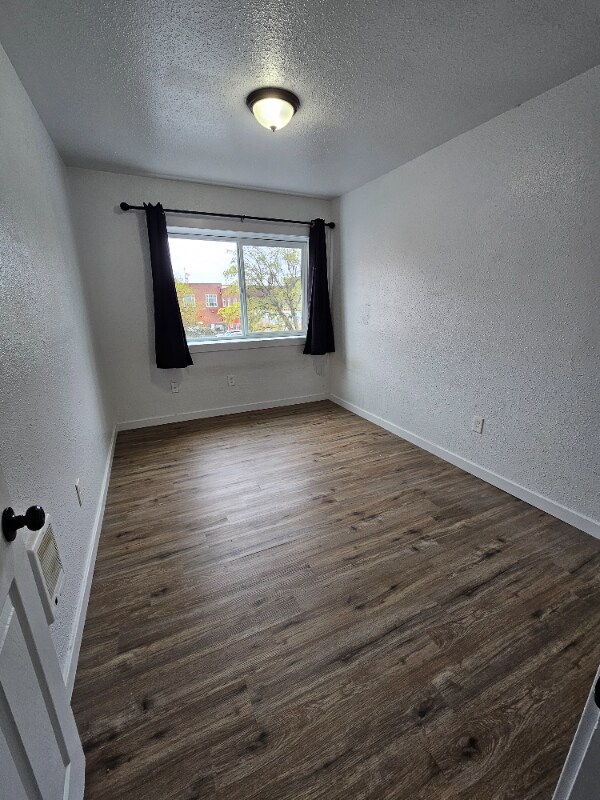 Building Photo - 318 N Tower Ave
