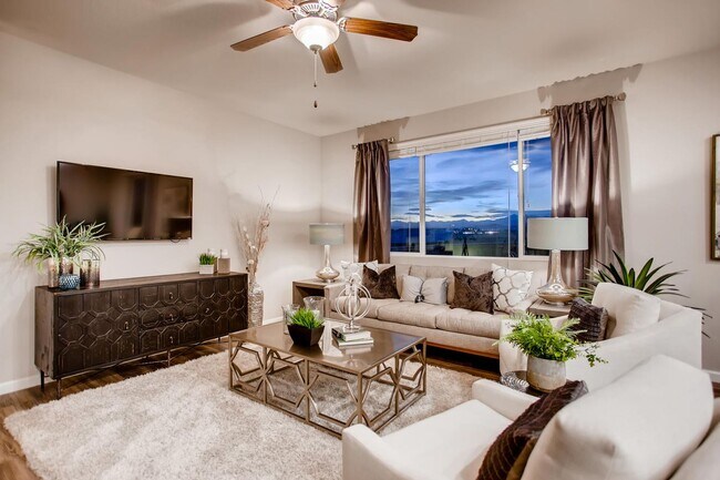 Building Photo - Beautiful 3 Bed, 2.5 Bath House in Berthoud!