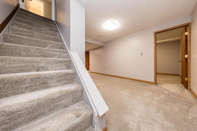 Building Photo - 4040 Carlow Ct