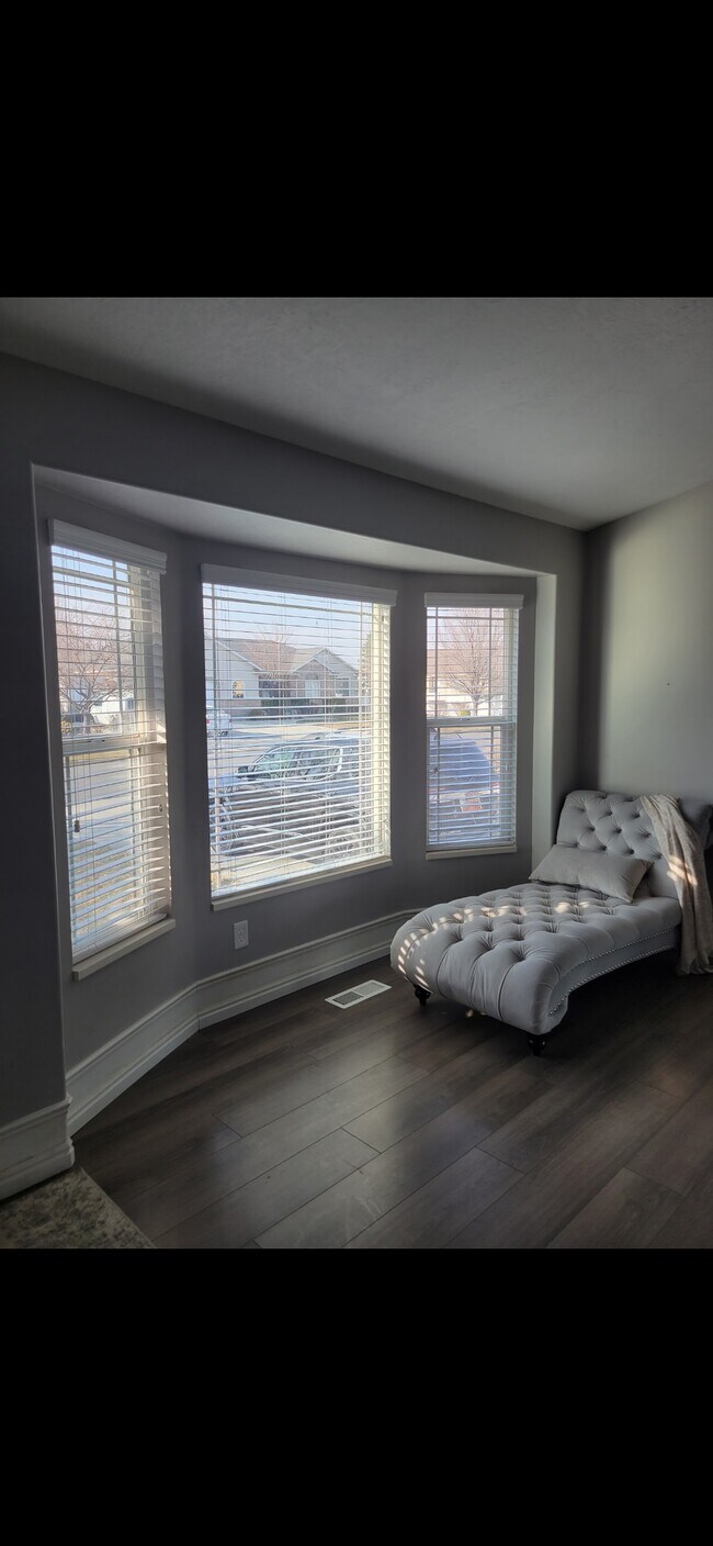 Building Photo - 11729 Gold Stone Dr