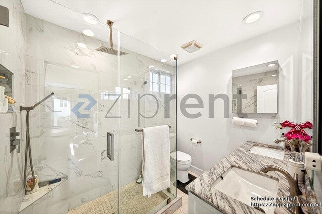 Building Photo - 19700 Blythe St