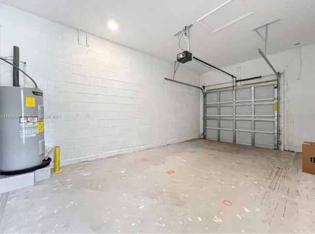 Building Photo - 806 Carter St