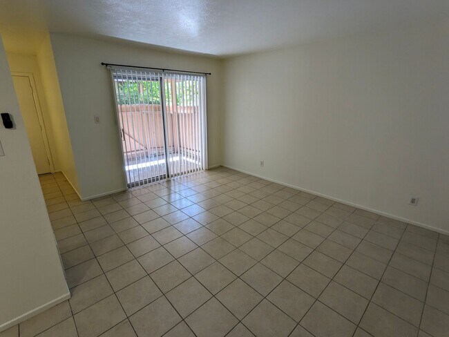 Building Photo - TUCSON - LAS COLINAS