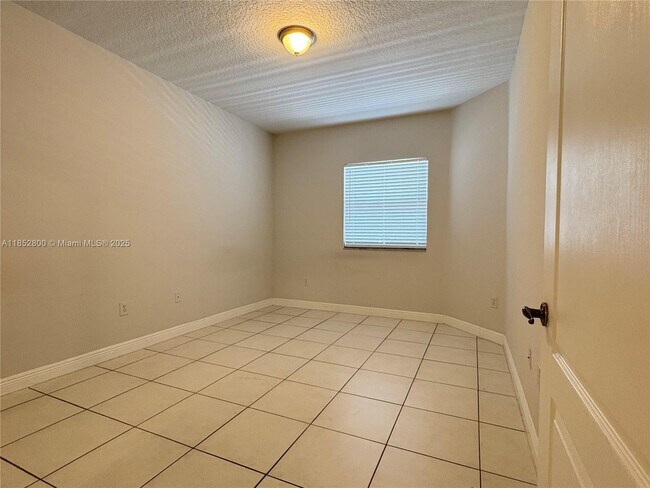 Building Photo - 10730 NW 66th St