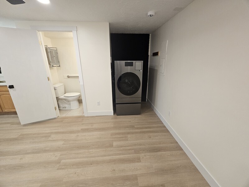 Building Photo - 9522 S Tarbert Cir