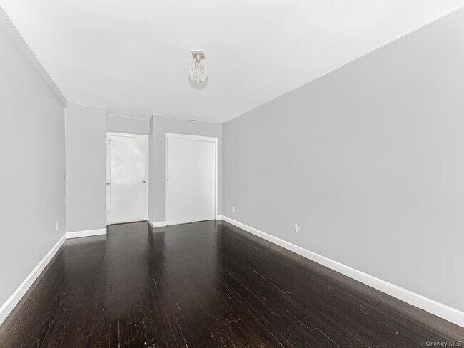 Building Photo - 3030 Johnson Ave