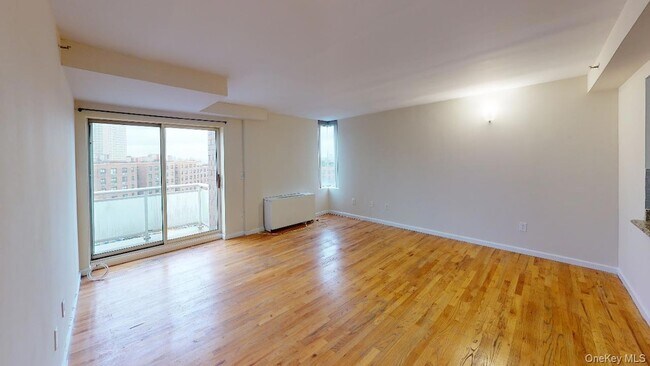 Building Photo - 102-30 Queens Blvd
