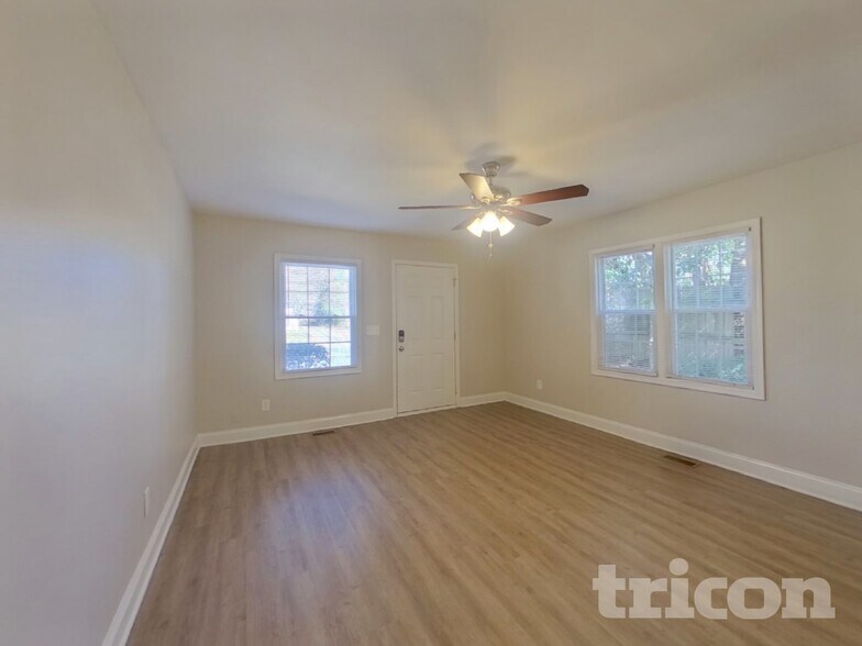 Building Photo - 715 West Blvd