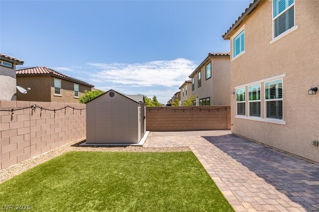 Building Photo - 9726 Cluny Ave