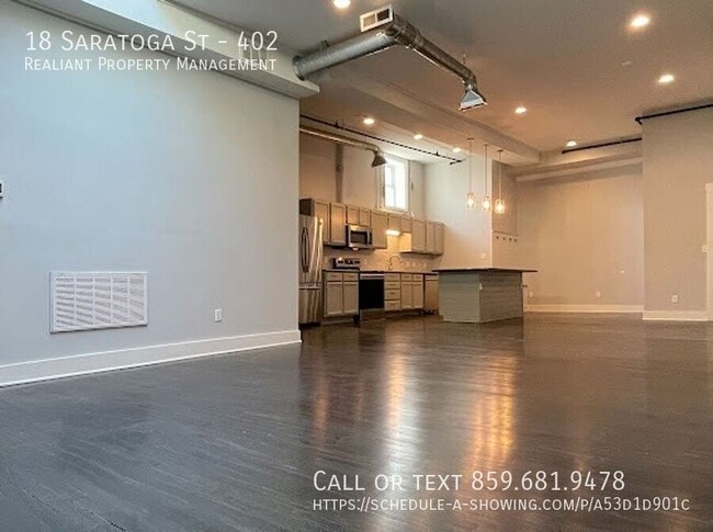 Building Photo - 18 Saratoga St