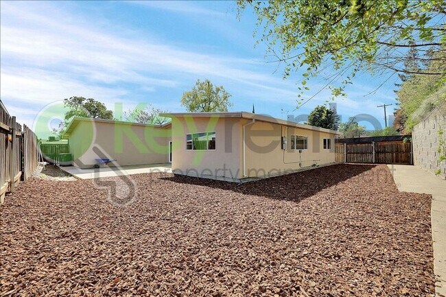 Building Photo - 8133 Molokai Way