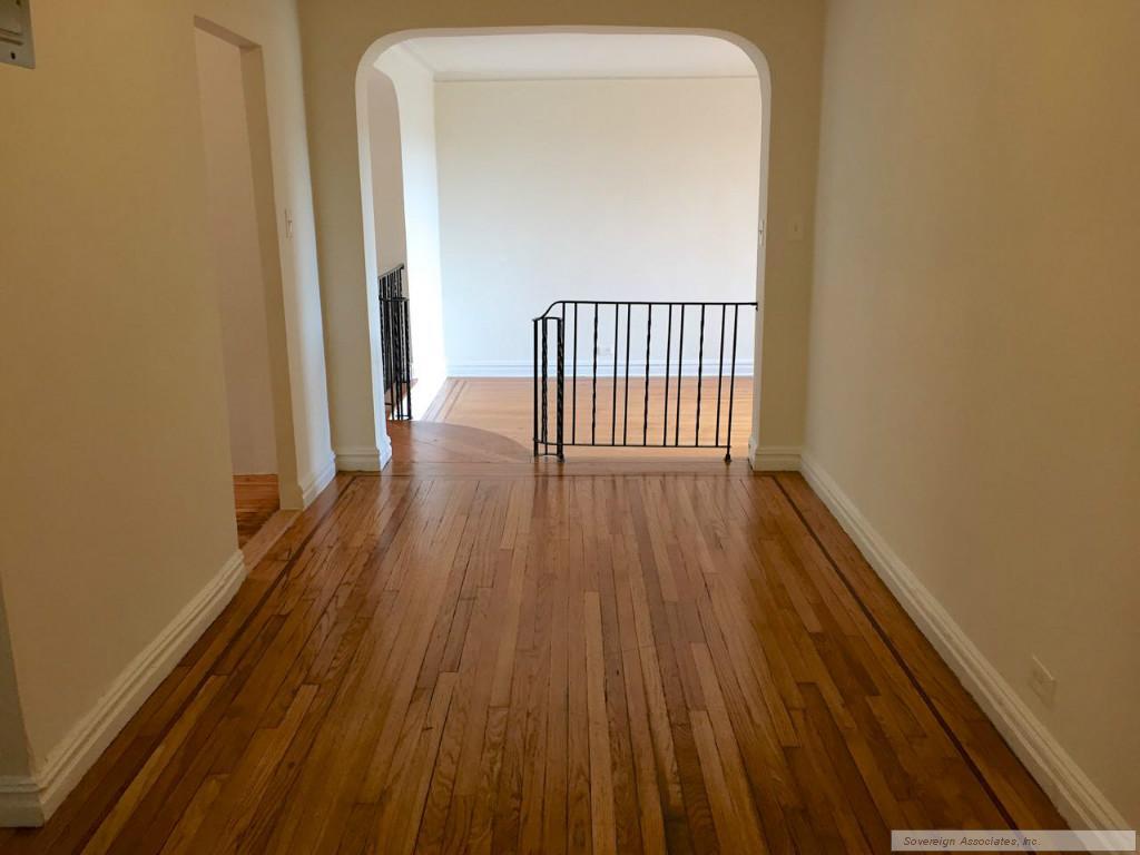 Building Photo - 135 W 225th St