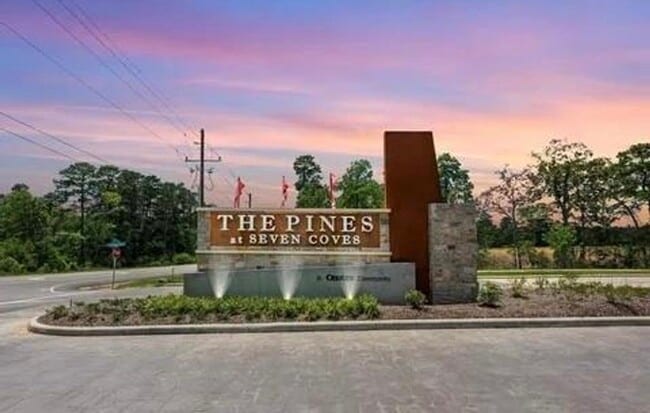 Building Photo - 248 Seven Pnes Dr