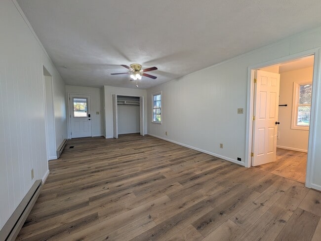 Building Photo - 6138 Village Hwy