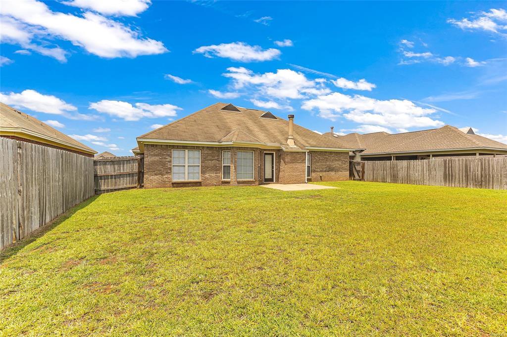 Building Photo - 8772 Will Newton Dr