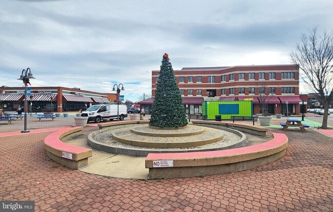 Building Photo - 108 New Jersey Ave NW