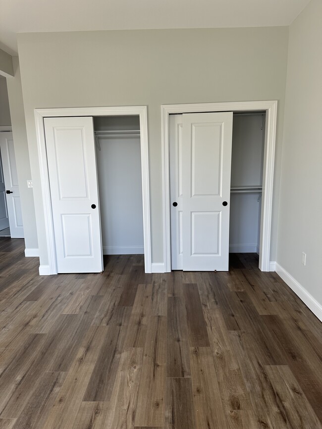 master bedroom closets - 431 Broad St