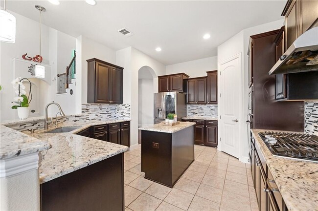 Building Photo - 3804 Carya Dr