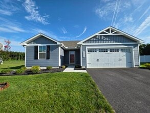 Building Photo - 38493 Barberry St