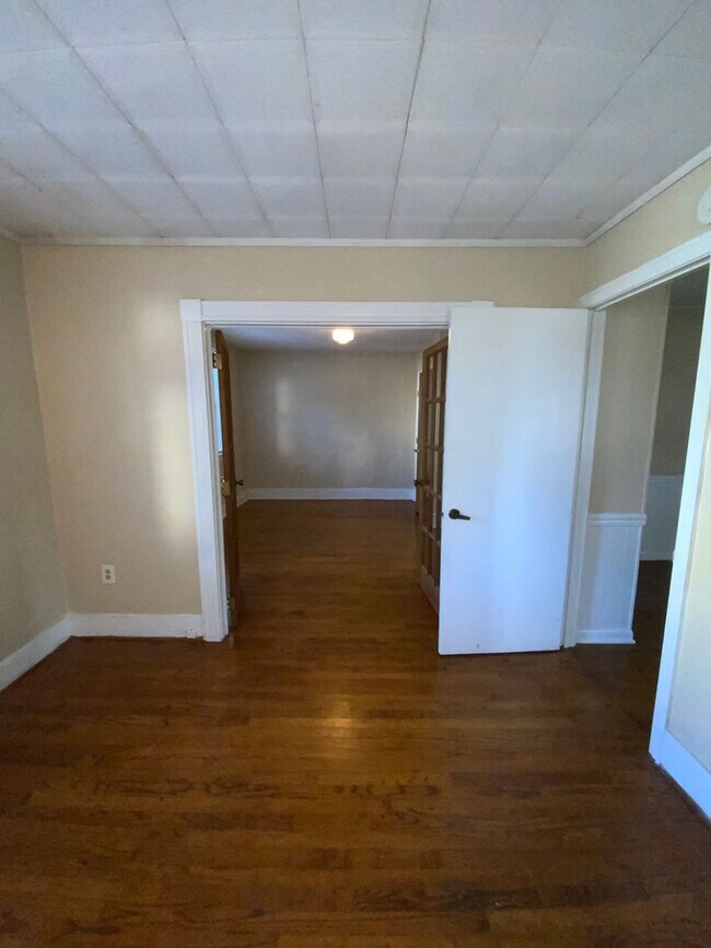 Building Photo - 31 New Haven St